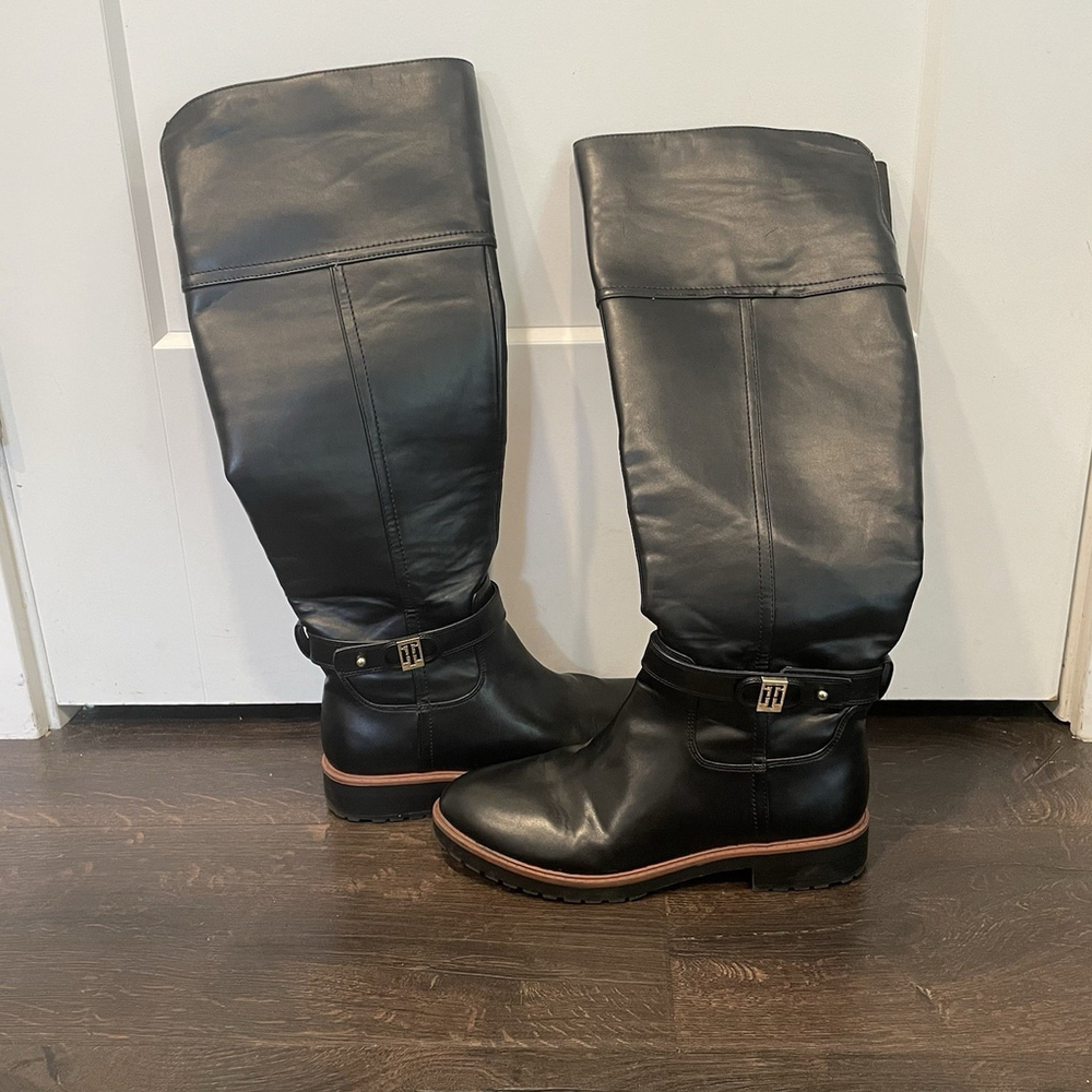 Tommy Hilfiger Felvia Lug Bottom Riding Boots Size 8 Women’s - Picture 14 of 16